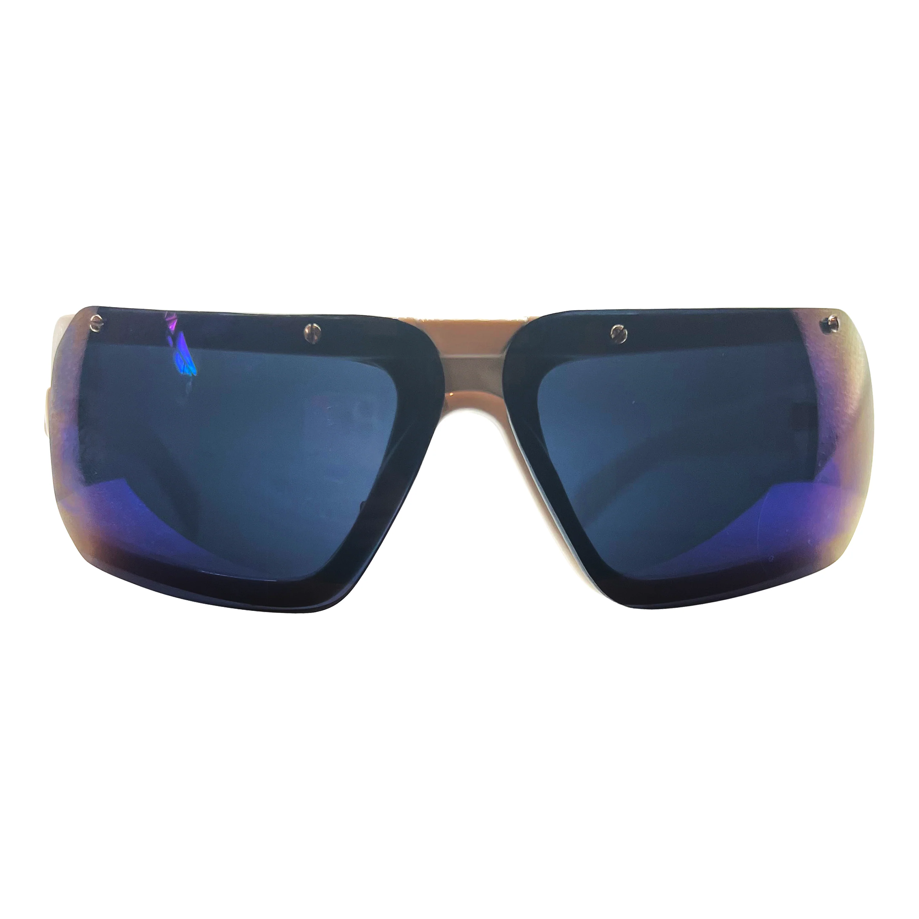 Chic Radiance Enhance Your Look with Trendy Glasses